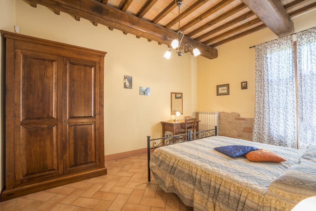 Agriturismo Il Poggetto San Gimignano Buitenkant foto